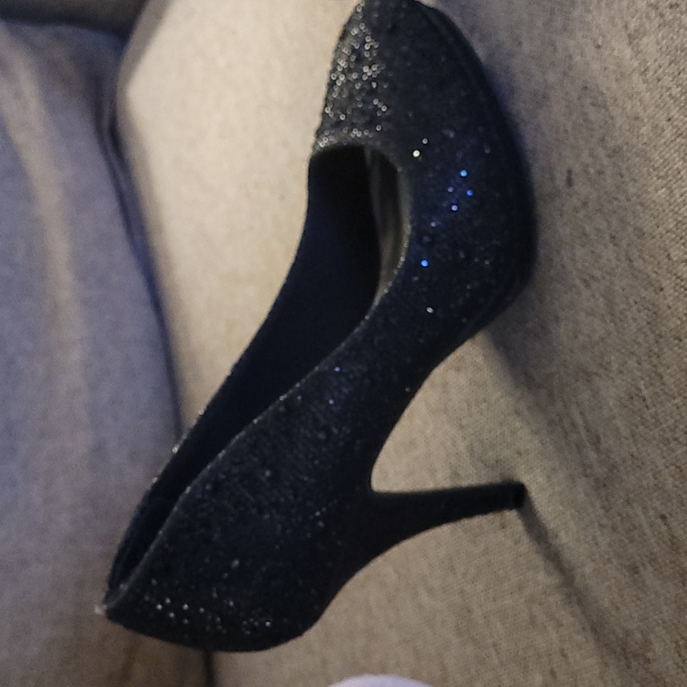 Red Tomato High Heels - Picture 6 of 7